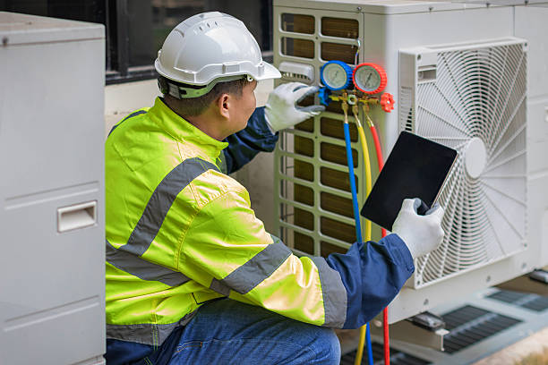 Professional Hvac technician working in Rahway, NJ